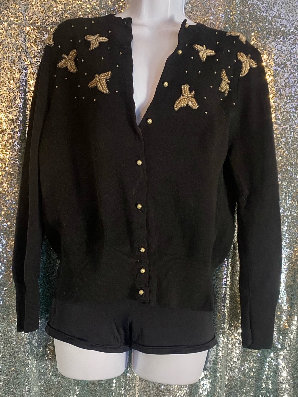 ✨🖤🤍 Vintage Black Beaded Pearl Appliqué Cardigan-50s–60s Glam-Beaded Sweater